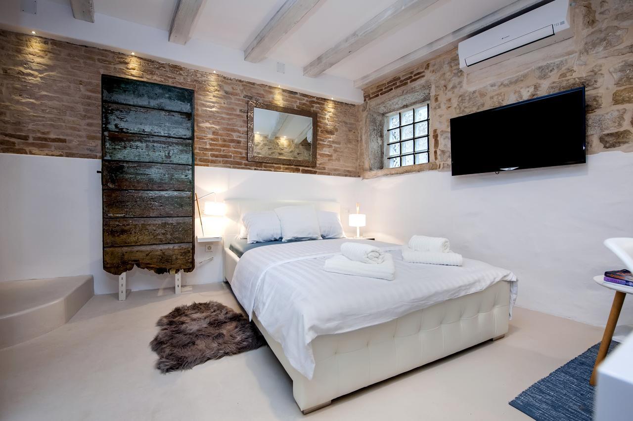 Luna Rooms And Studios Rovinj Extérieur photo